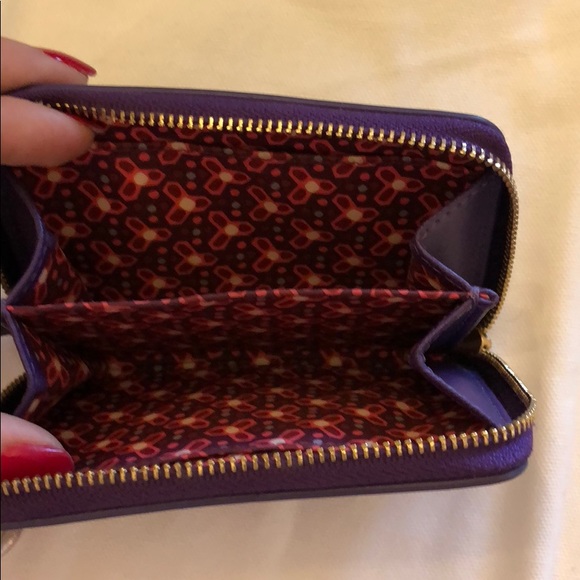 Tory Burch wristlet - Picture 3 of 4